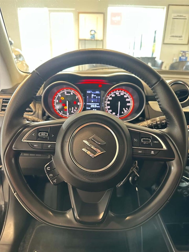 Suzuki Swift 1,2 mHybrid Action 5d