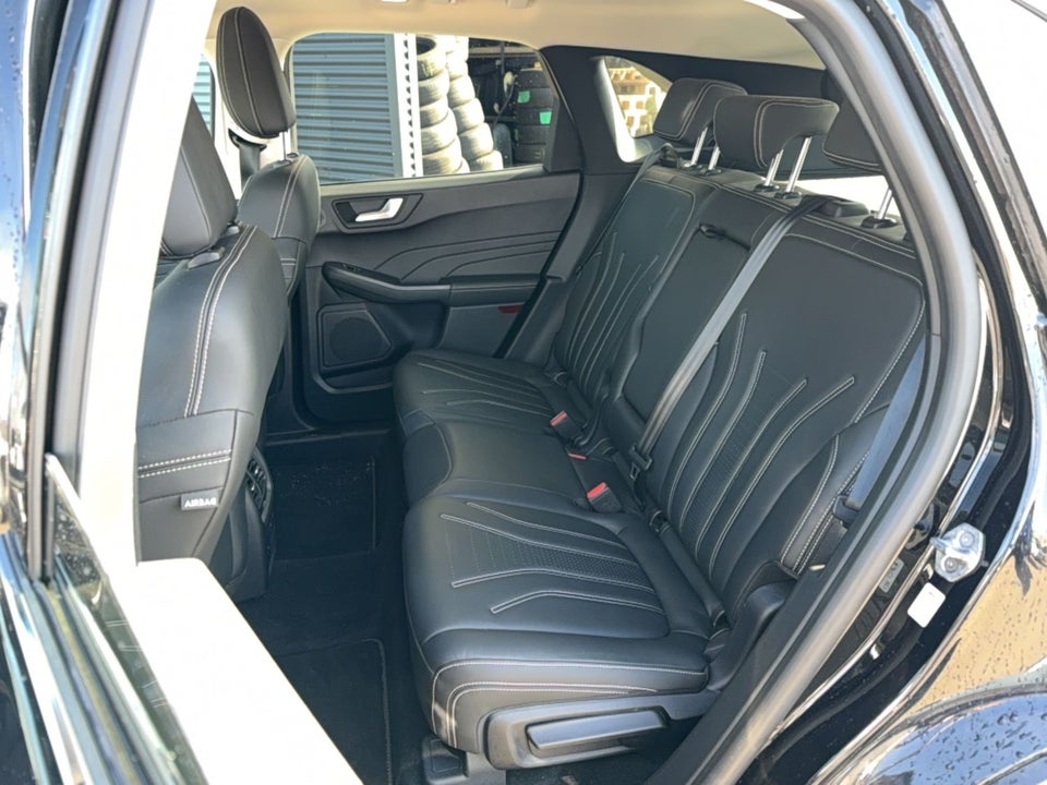 Ford Kuga 2,5 PHEV Vignale CVT 5d