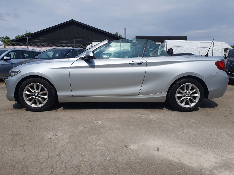 BMW 220i 2,0 Cabriolet aut. 2d