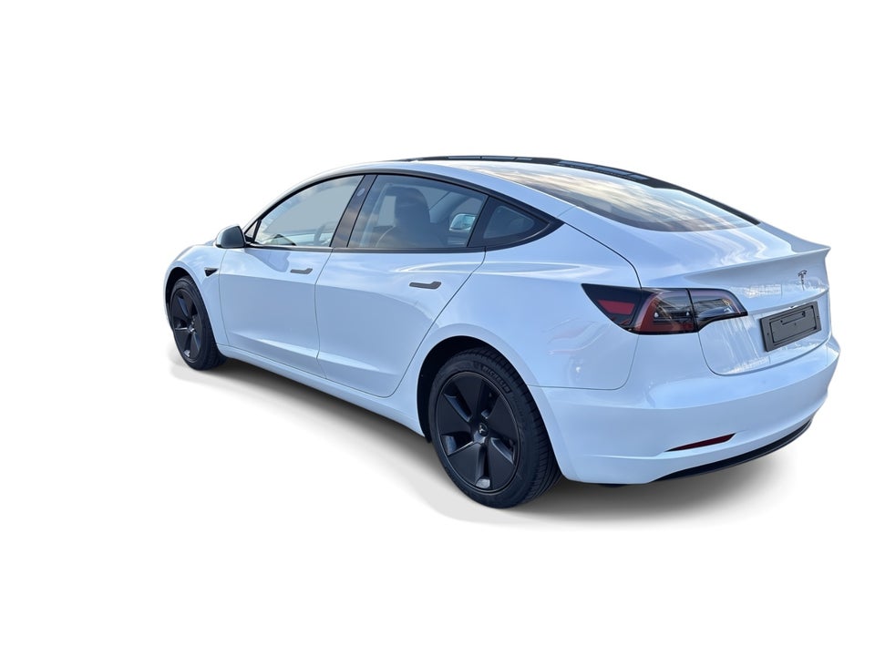 Tesla Model 3 RWD 4d