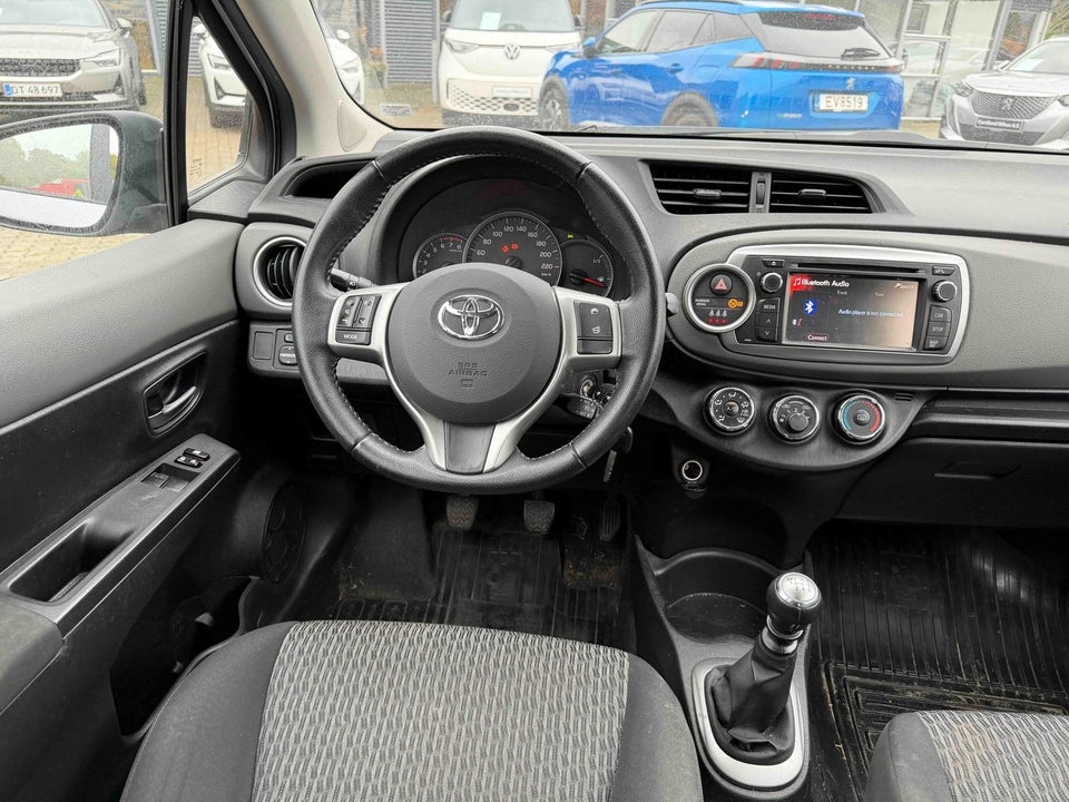 Toyota Yaris 1,3 VVT-i T2 Touch 5d