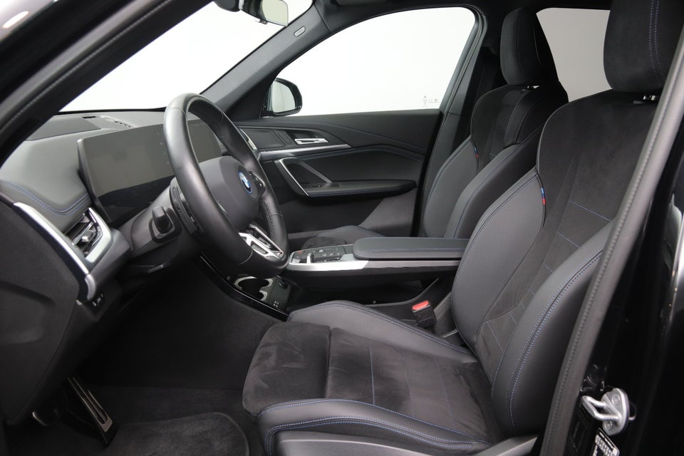 BMW iX1 xDrive30 M-Sport 5d