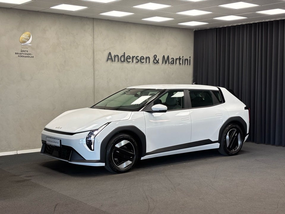 Kia EV4 58 Standard Range Access 5d