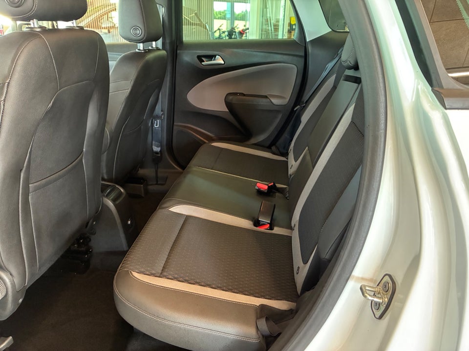 Opel Crossland X 1,2 T 110 Elegance 5d