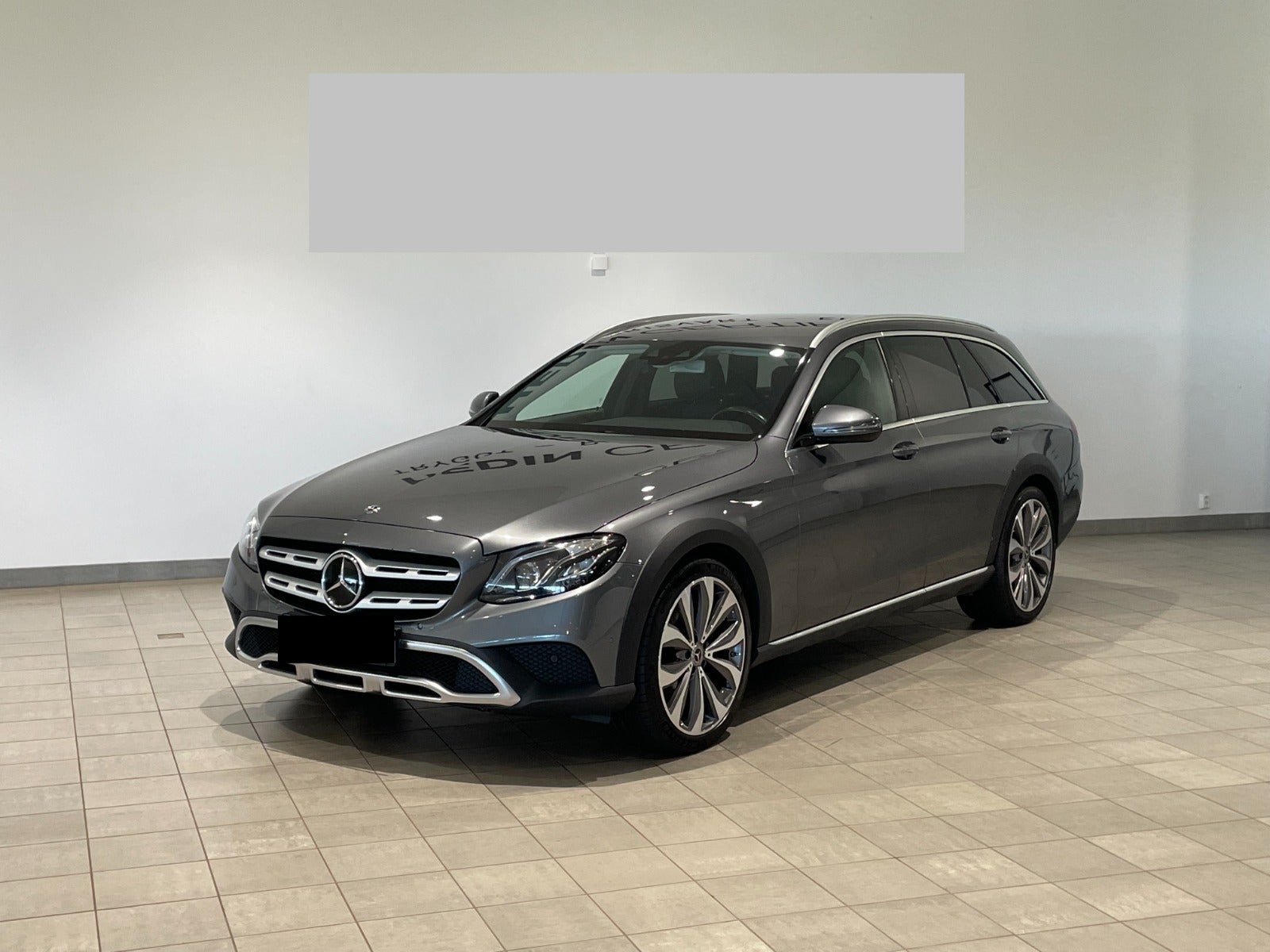 Mercedes-Benz E–Class универсал