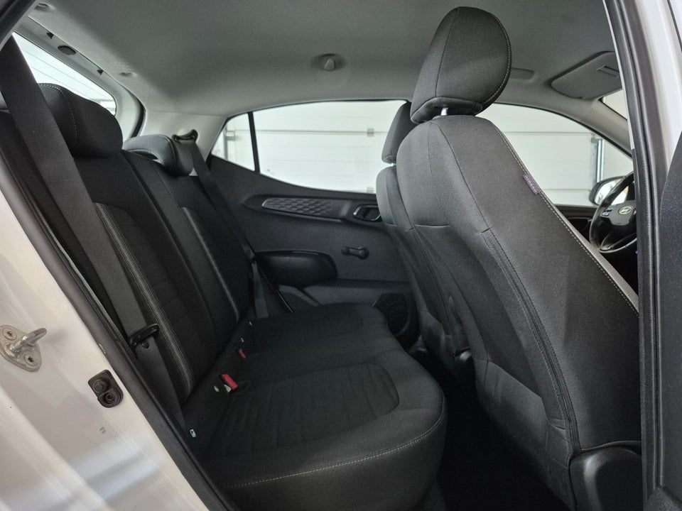 Hyundai i10 1,0 MPi Advanced AMT 5d