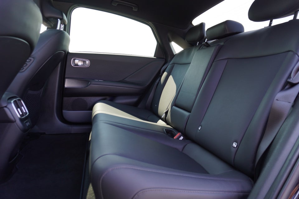 Hyundai Ioniq 6 77 Ultimate AWD 4d