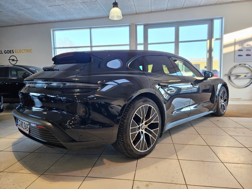 Porsche Taycan Performance+ Sport Turismo 5d