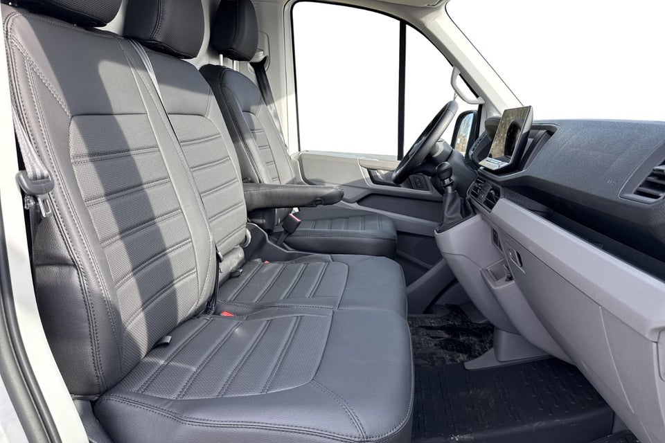 VW Crafter 35 2,0 TDi 163 Comfort Kassevogn L3H2 RWD