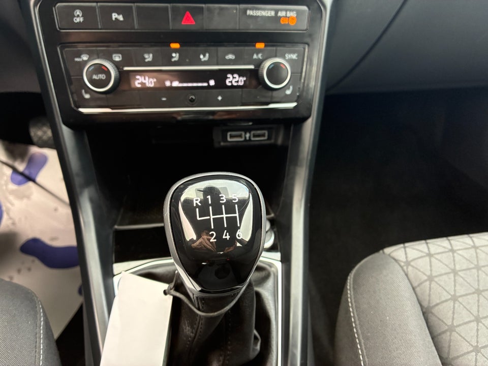 VW T-Cross 1,0 TSi 115 Life+ 5d