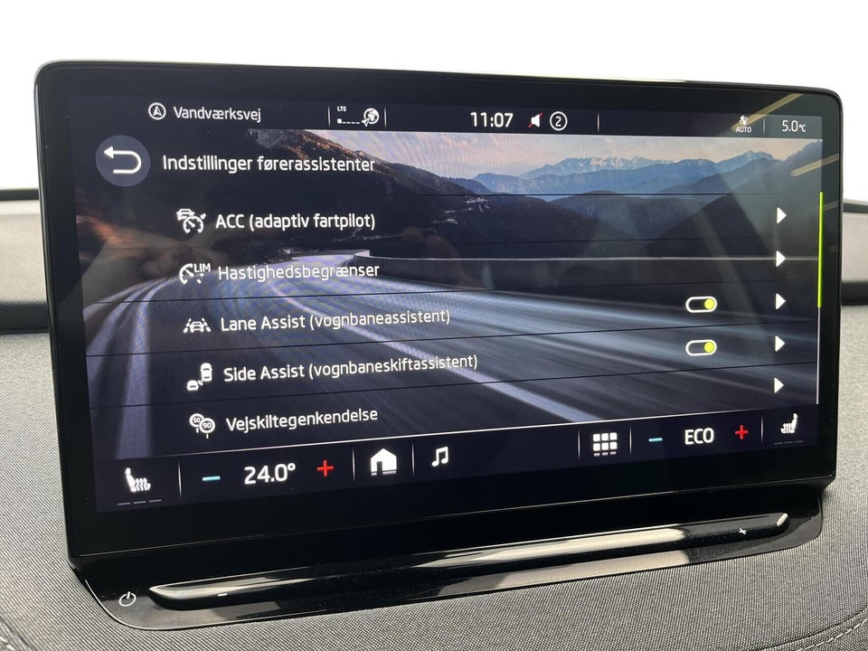 Skoda Enyaq 80 iV Loft 5d