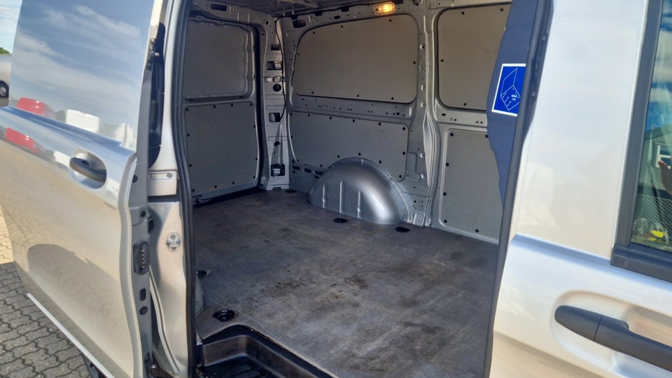 Mercedes Vito 114 2,0 CDi Kassevogn aut. L RWD