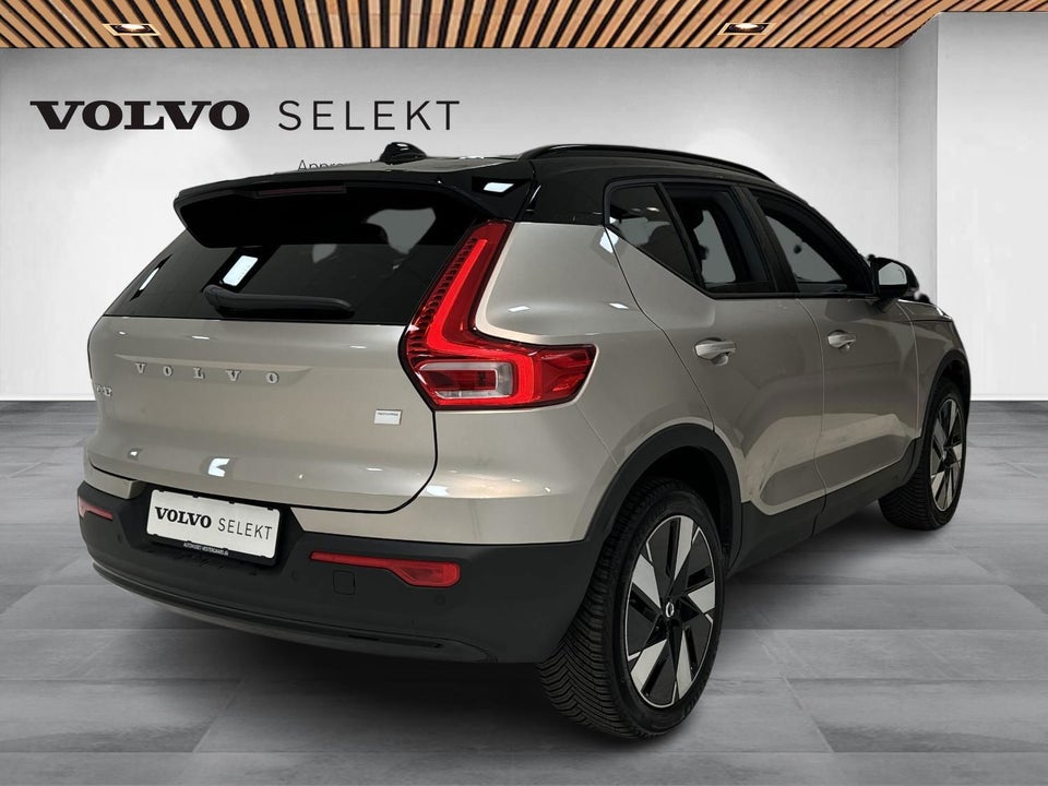 Volvo XC40 ReCharge Extended Range Plus 5d