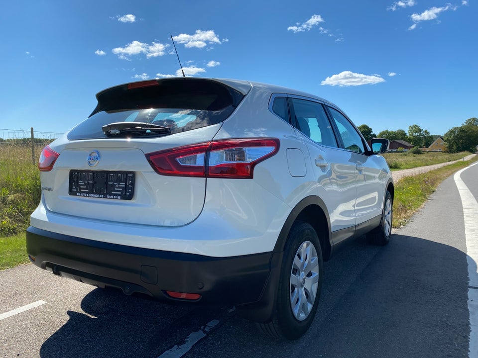 Nissan Qashqai 1,2 Dig-T 115 Visia 5d