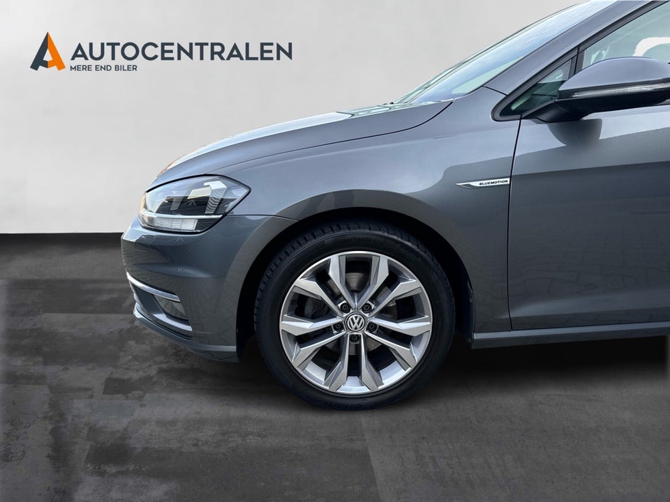 VW Golf VII 1,5 TSi 130 Comfortline DSG 5d