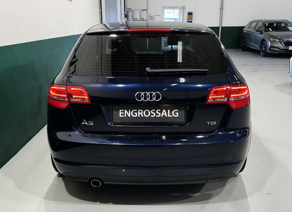 Audi A3 1,6 TDi Ambiente Sportback 5d