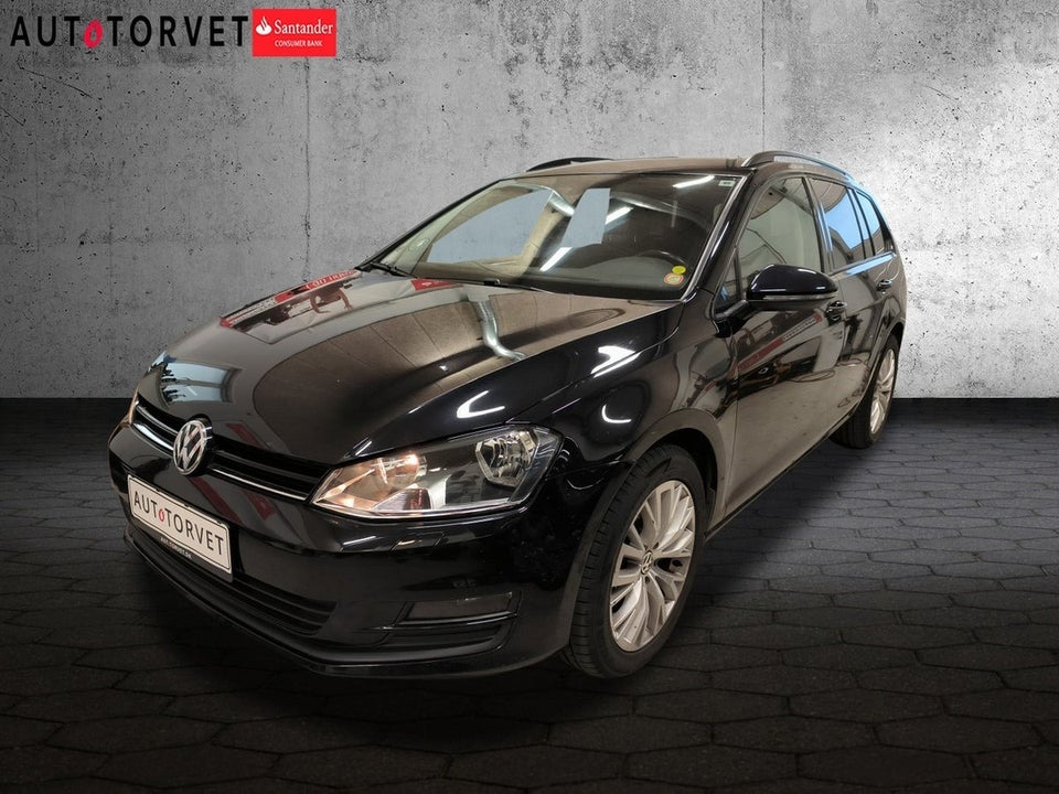 VW Golf VII 1,6 TDi 105 Comfortline Variant BMT 5d