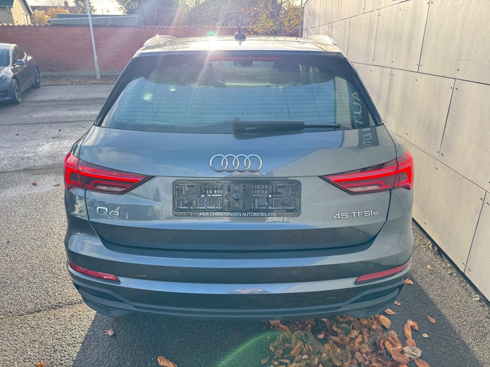 Audi Q3 45 TFSi e S-line plus S-tr. 5d