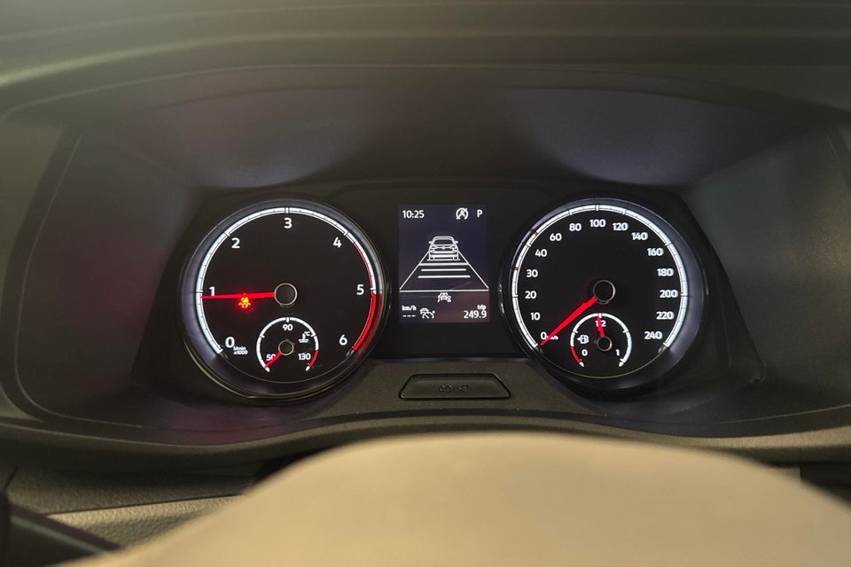 VW Transporter 2,0 TDi 150 Kassevogn DSG lang