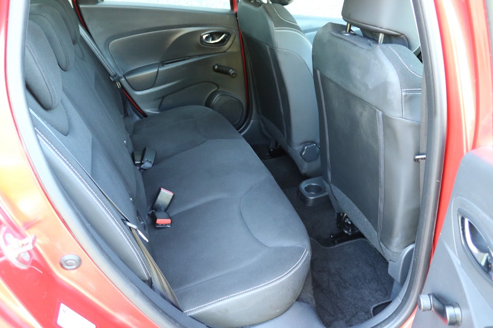 Renault Clio IV 1,5 dCi 75 Authentique Sport Tourer 5d