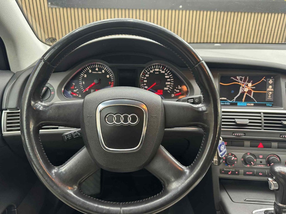 Audi A6 2,4 V6 Multitr. 4d
