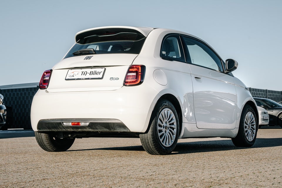 Fiat 500e 24 Action 3d