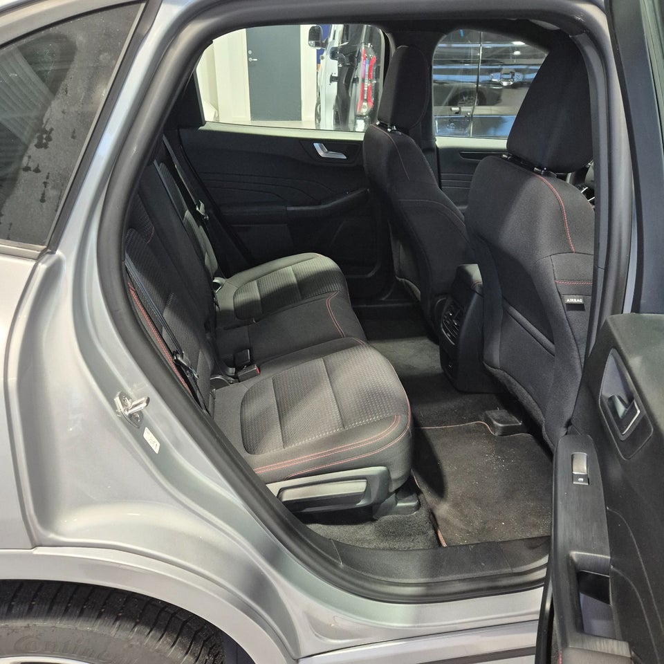 Ford Kuga 2,5 PHEV ST-Line CVT 5d