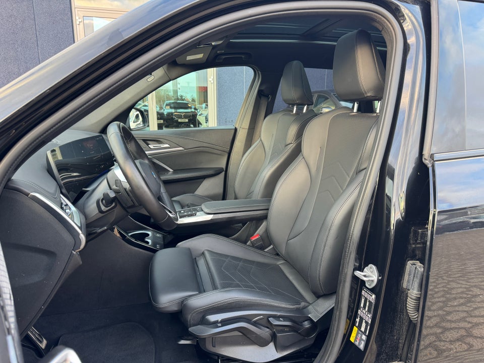 BMW iX1 eDrive20 Fully Charged M-Sport 5d