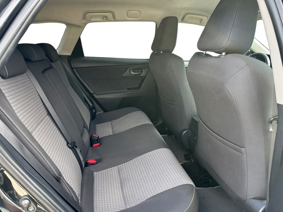 Toyota Auris 1,8 Hybrid H2 Style Touring Sports CVT 5d