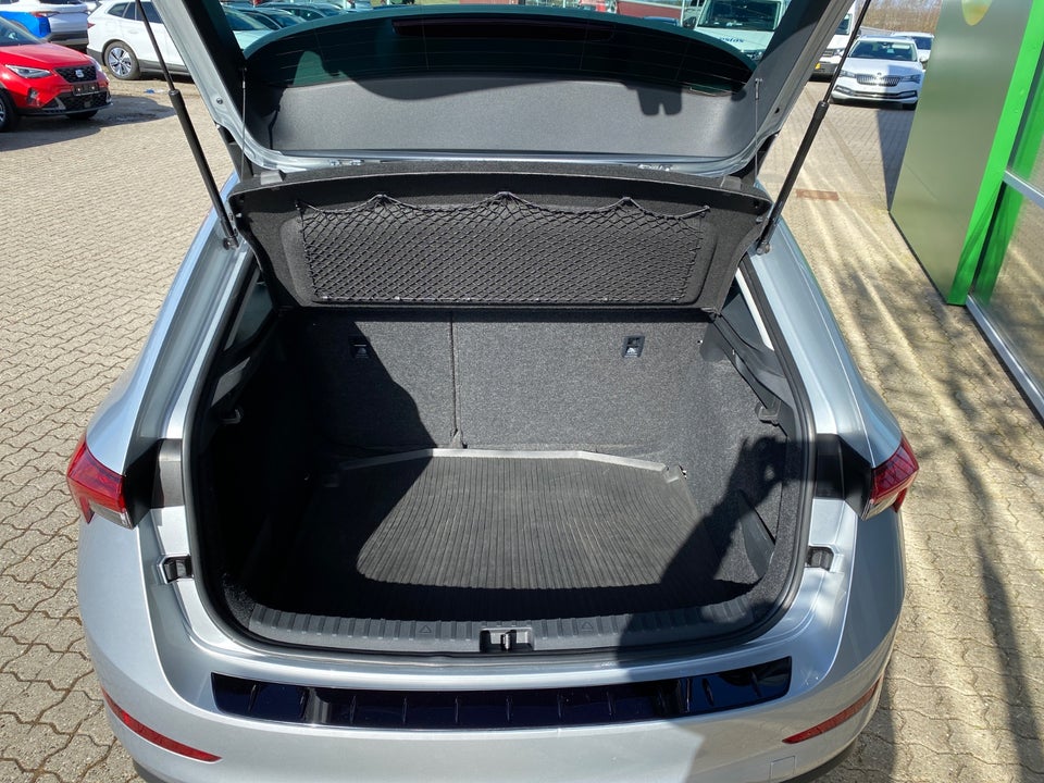 Skoda Scala 1,0 TSi 110 Dynamic DSG 5d