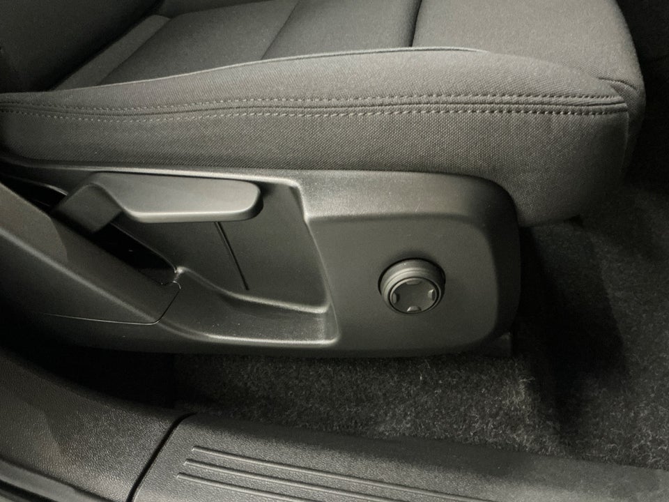 Volvo XC40 P6 ReCharge Core 5d