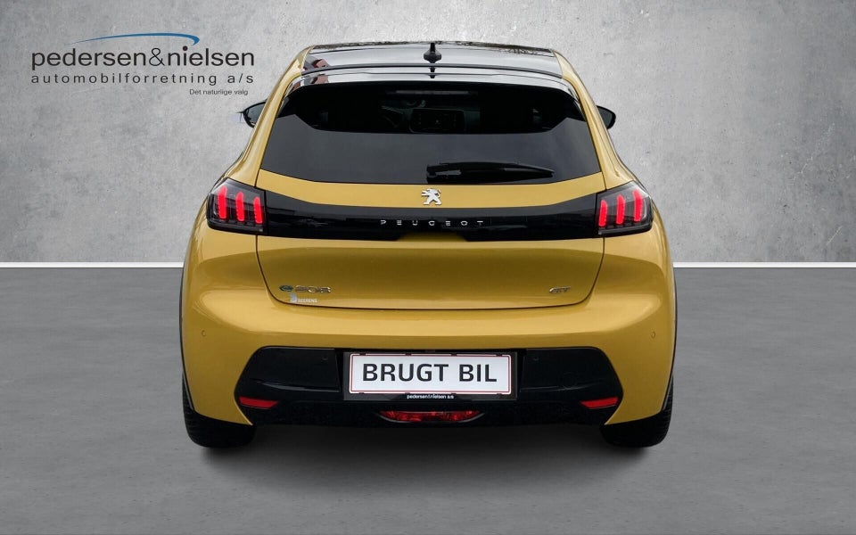 Peugeot e-208 50 GT 5d