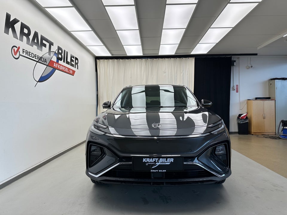 MG Marvel R Performance 5d