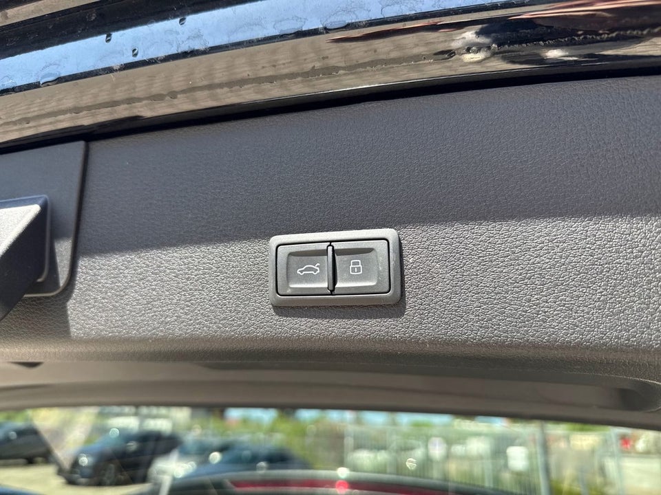 Audi e-tron 50 quattro 5d