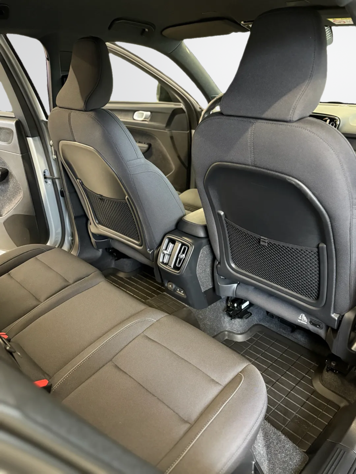 Volvo EX40 Extended Range Core 5d