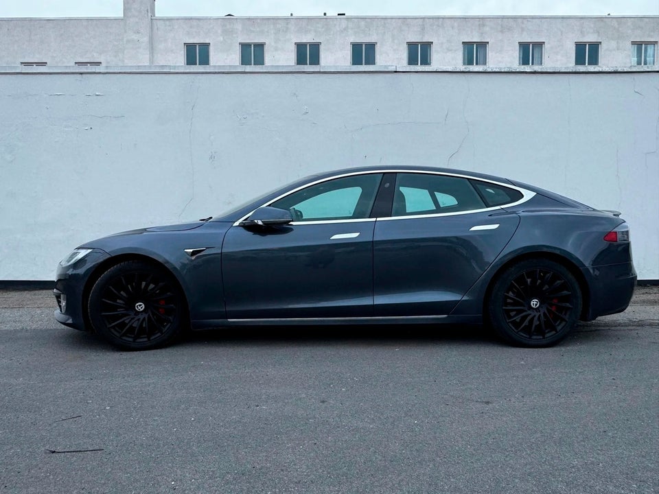 Tesla Model S Ludicrous Performance AWD 5d
