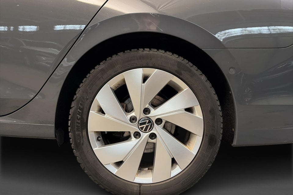 VW Golf VIII 1,5 eTSi 150 Style Variant DSG 5d