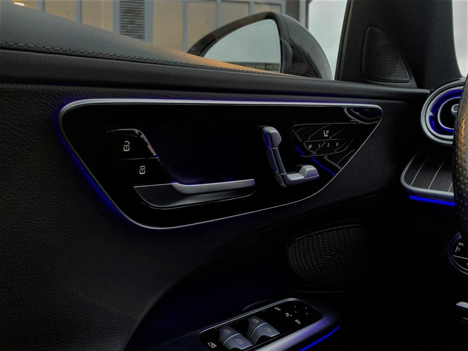 Mercedes C300 e 2,0 AMG Line Premium Plus stc. aut. 5d