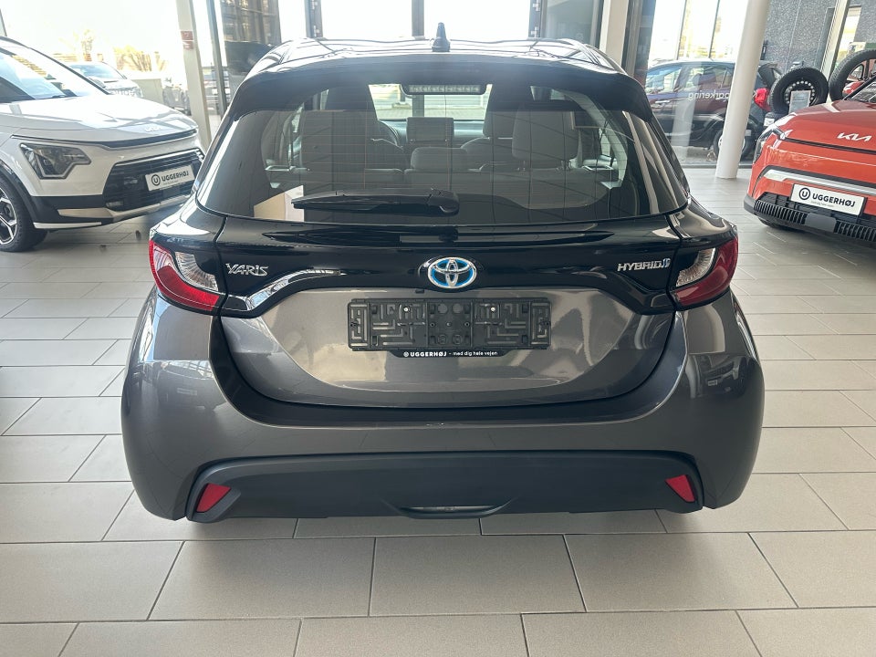 Toyota Yaris 1,5 Hybrid Essential Comfort e-CVT 5d
