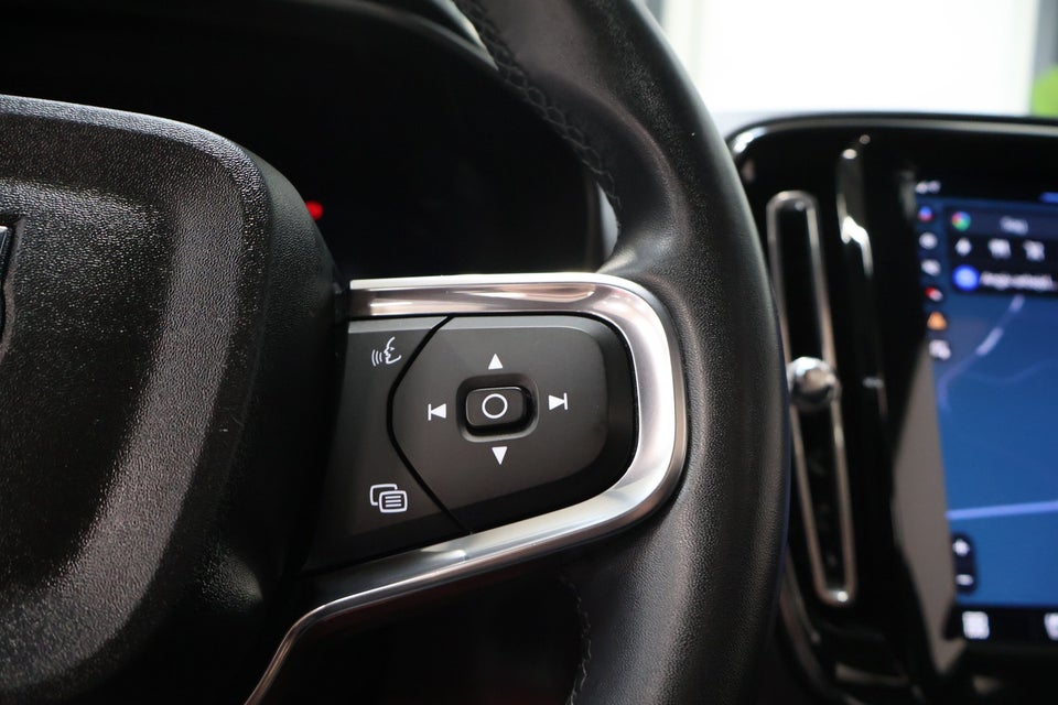 Volvo XC40 P8 ReCharge Twin Pro 5d
