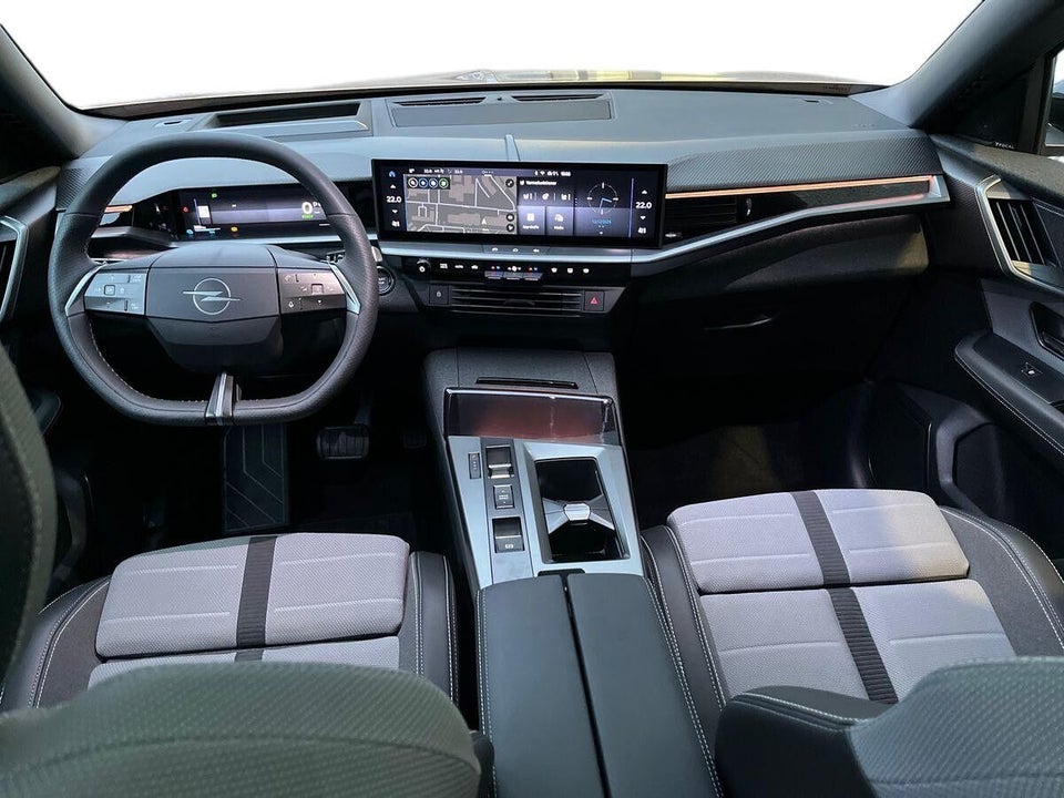 Opel Grandland-e 73 GS Sky 5d