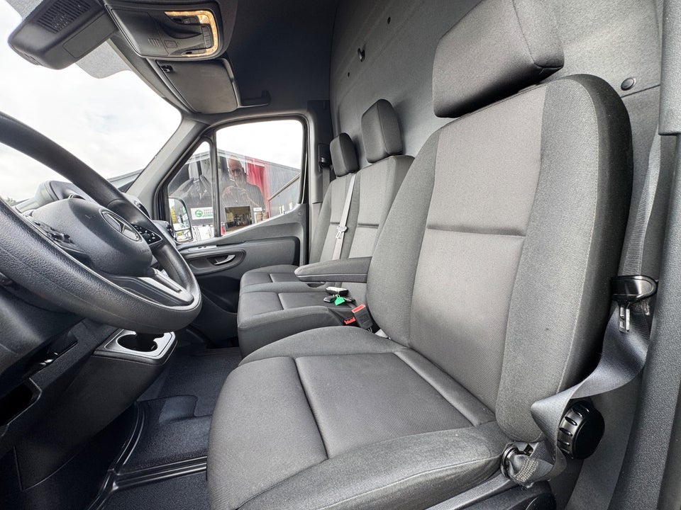Mercedes Sprinter 317 2,0 CDi A2 Kassevogn aut. RWD