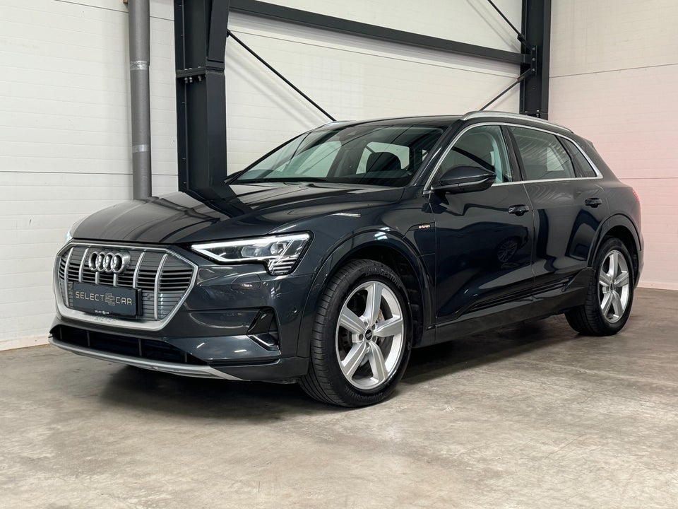 Audi e-tron 55 quattro 5d