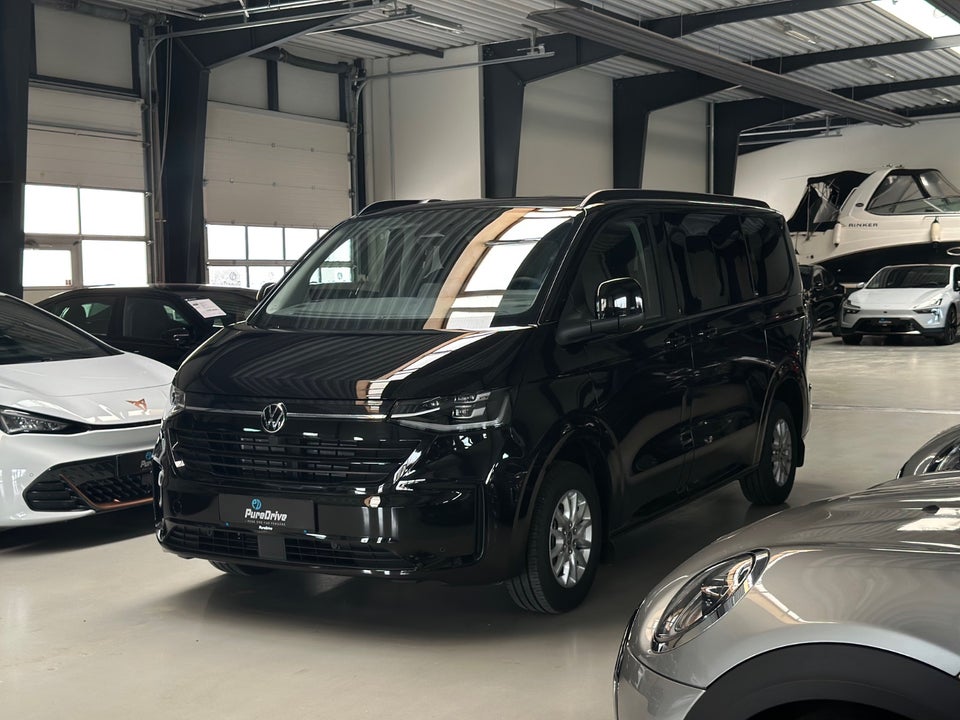 VW e-Caravelle 64 Style SWB