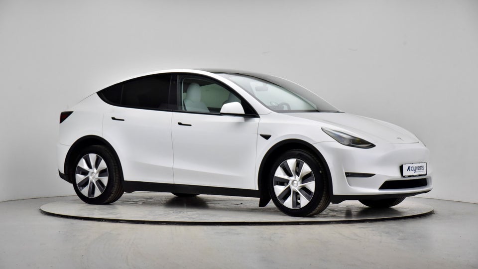 Tesla Model Y Long Range AWD 5d