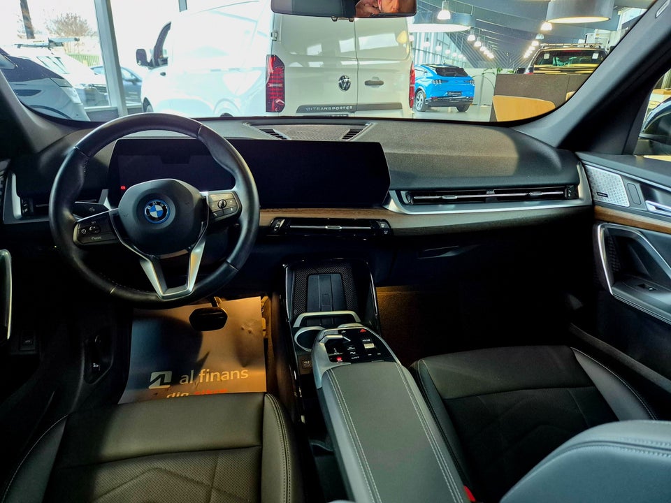 BMW iX1 xDrive30 Fully Charged 5d