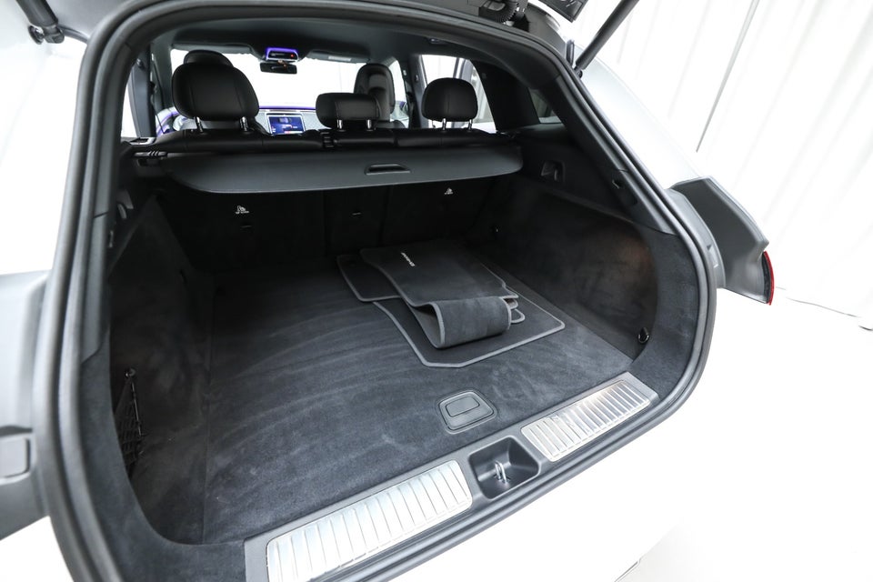 Mercedes EQE350 SUV AMG Advance Plus 4Matic 5d