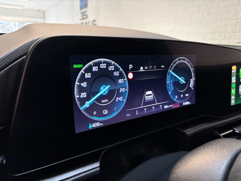 Kia Niro 64 EV Access 5d