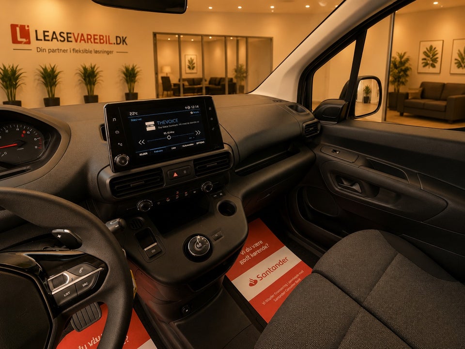 Peugeot Partner 1,5 BlueHDi 130 L2V2 Plus EAT8 Van