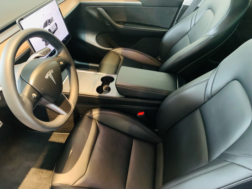 Tesla Model Y Performance AWD 5d